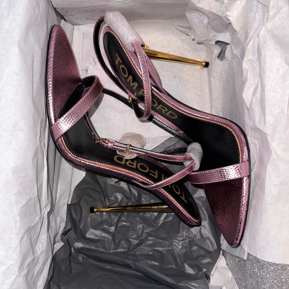 Tom Ford Lock Stilettos Light Pink